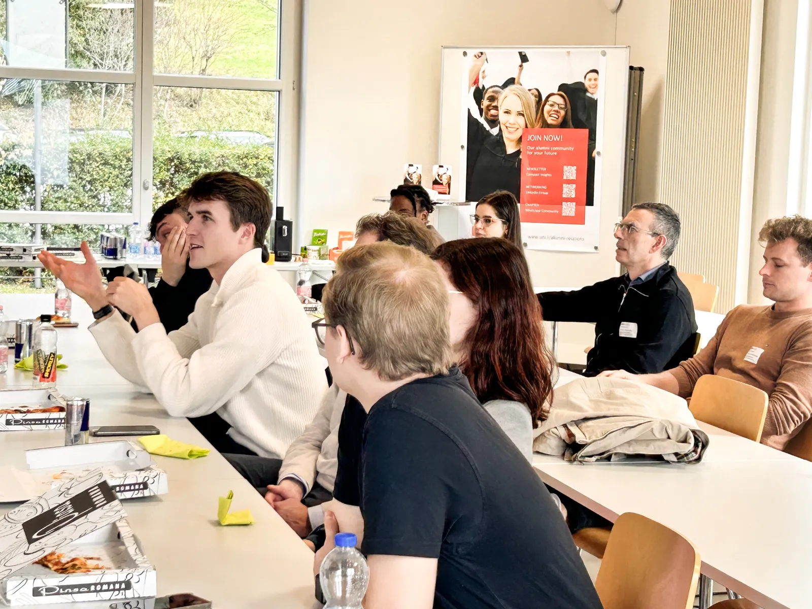 Masterstudierende und Team Wirtschaftsinformatik - Alumni-Talk Master Wirtschaftsinformatik 