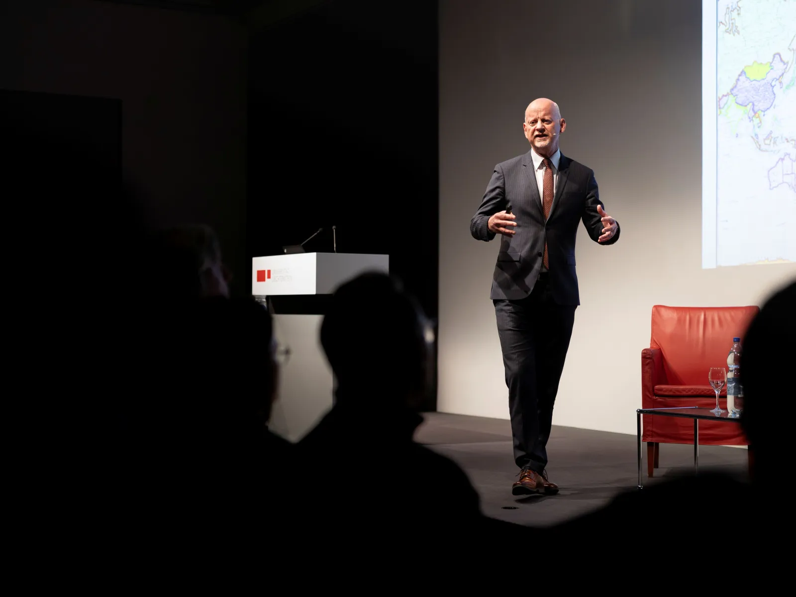 Campus_Gespraech_Bierling_15.1.2026_Universitaet-Liechtenstein