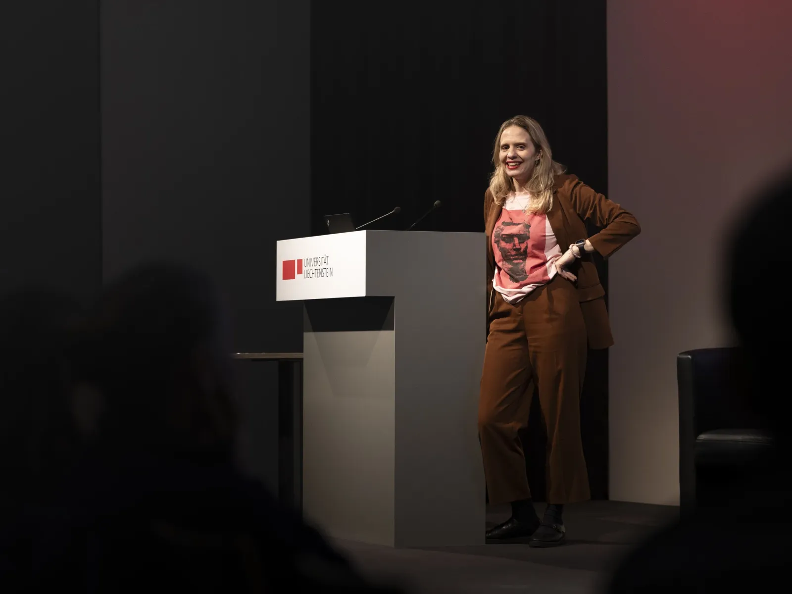 News_Campus-Gespraech_Luzia-Tschirky_Universitaet-Liechtenstein