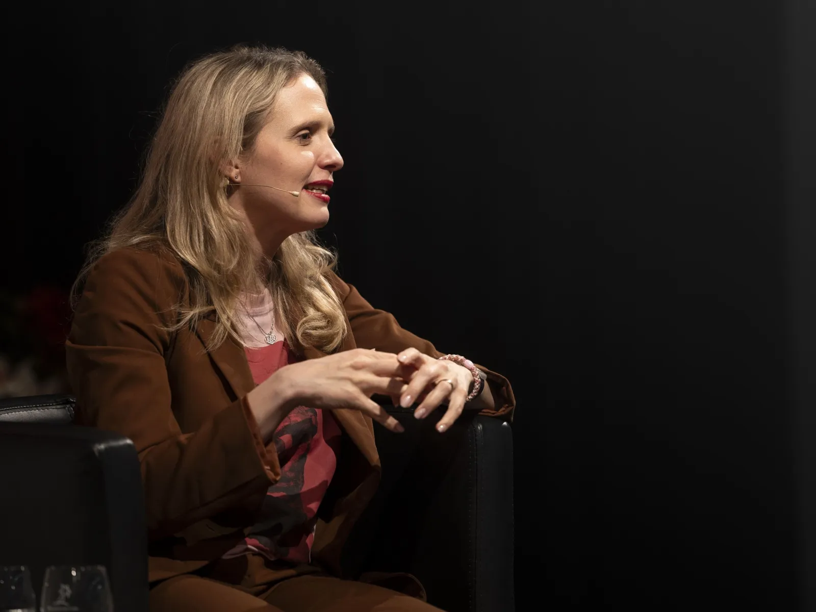 News_Campus-Gespraech_Luzia-Tschirky_Universitaet-Liechtenstein