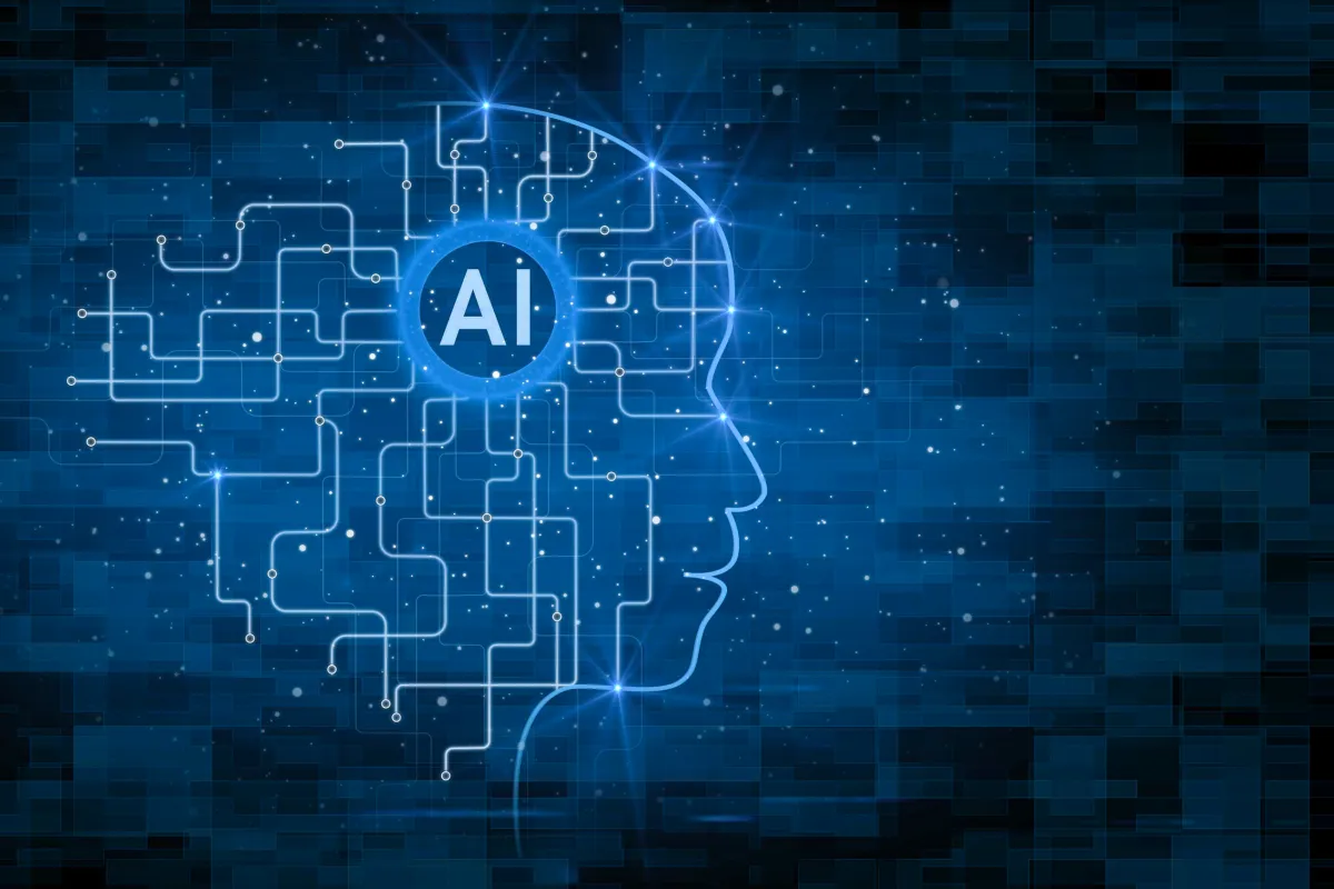 Abstrakte Illustration eines menschlichen Kopfes mit KI Schaltkreisen und AI Schriftzug.