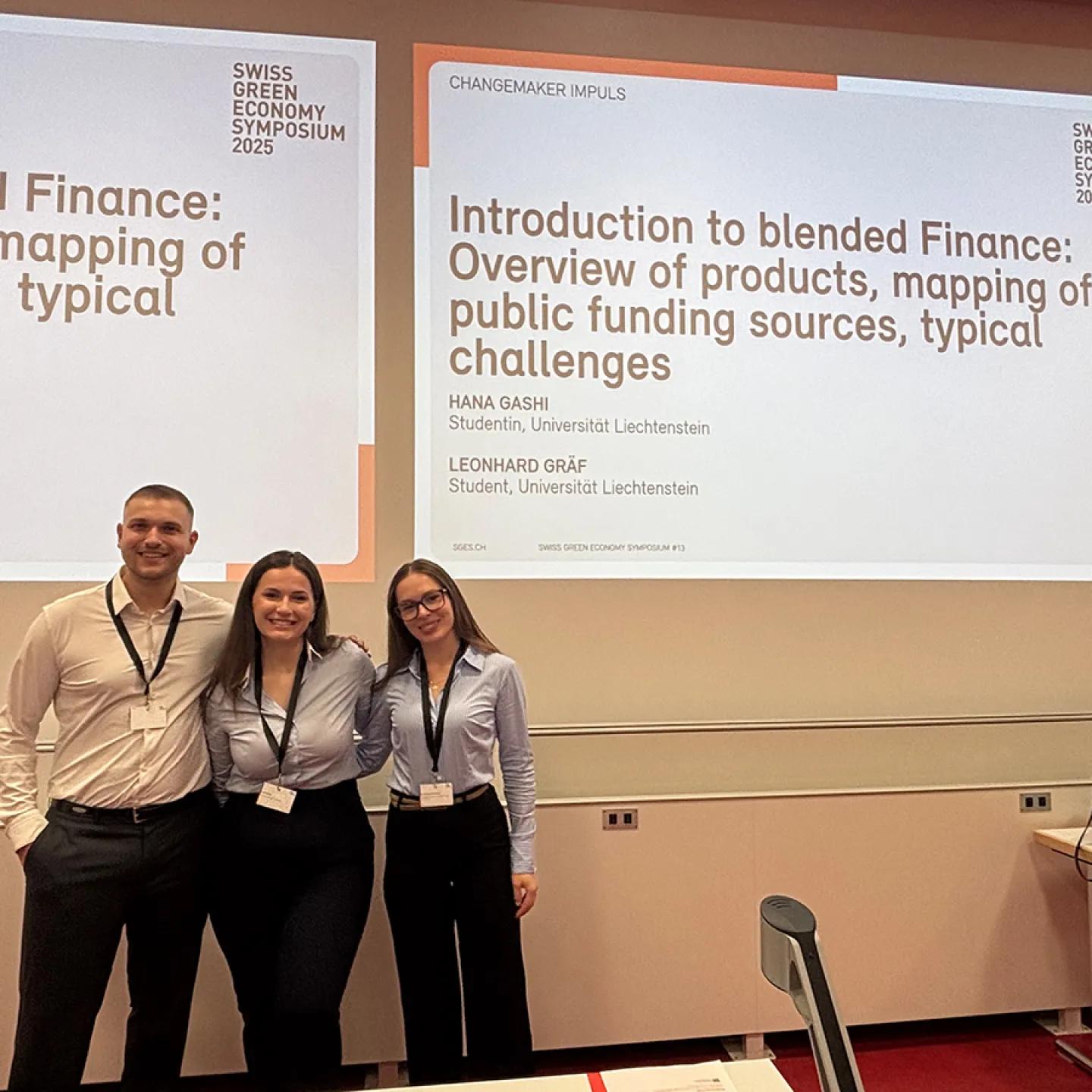 Leonhard Gräf, Hana Gashi and Katharina Bachinger (f. l.)