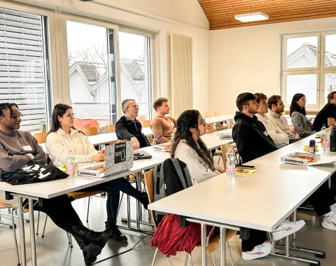 Masterstudierende und Team Wirtschaftsinformatik - Alumni-Talk Master Wirtschaftsinformatik 