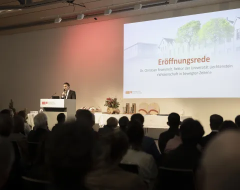 Dies25-Newsbeitrag_universitaet-liechtenstein