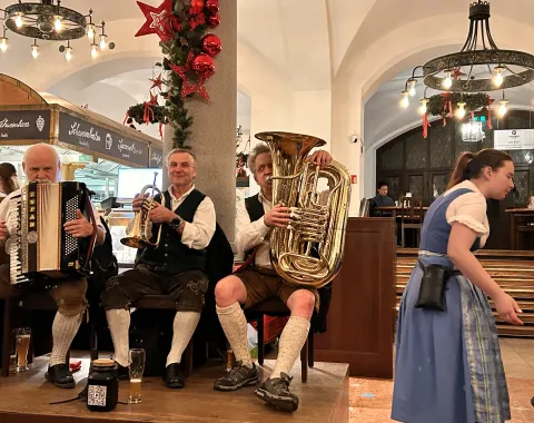 Alumni-Chapter im Löwenbräukeller