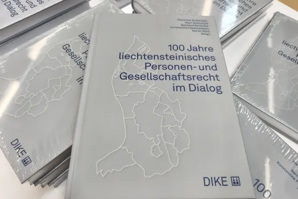 News_100-Jahre_PGR_Vernissage